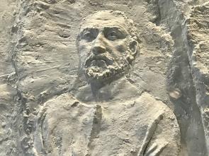 Bas-relief installed 03